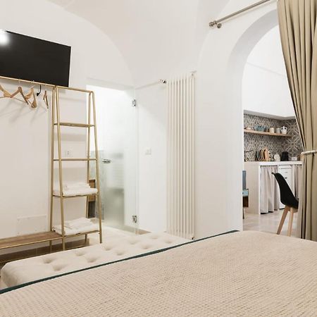 Alba Luxury Suite 오스투니 외부 사진