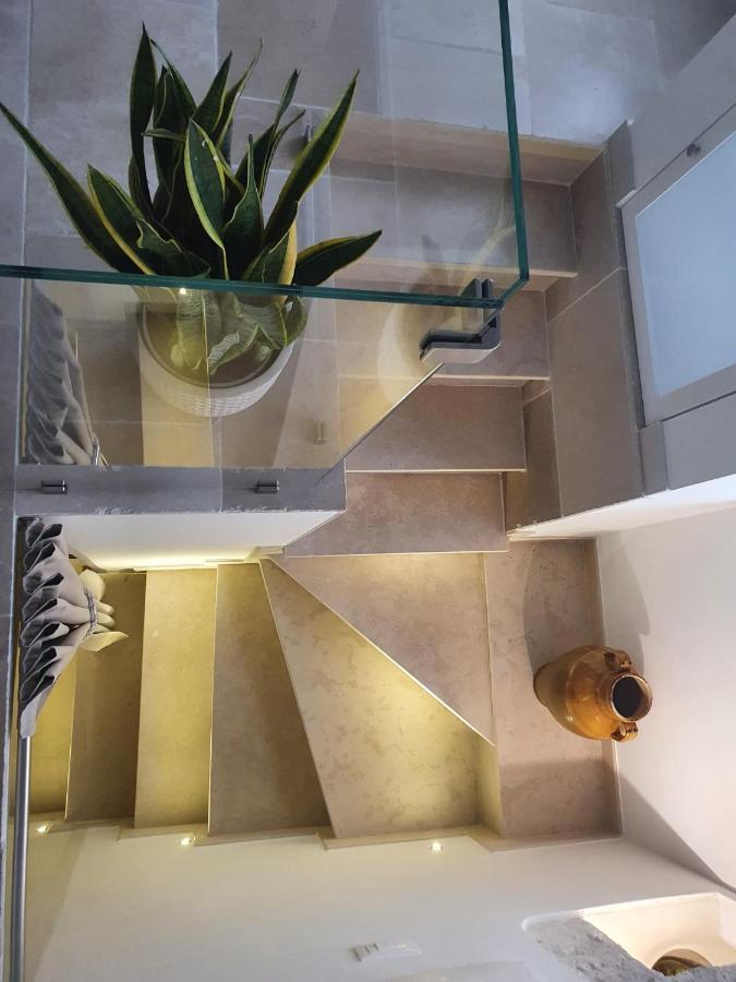 Alba Luxury Suite 오스투니 외부 사진