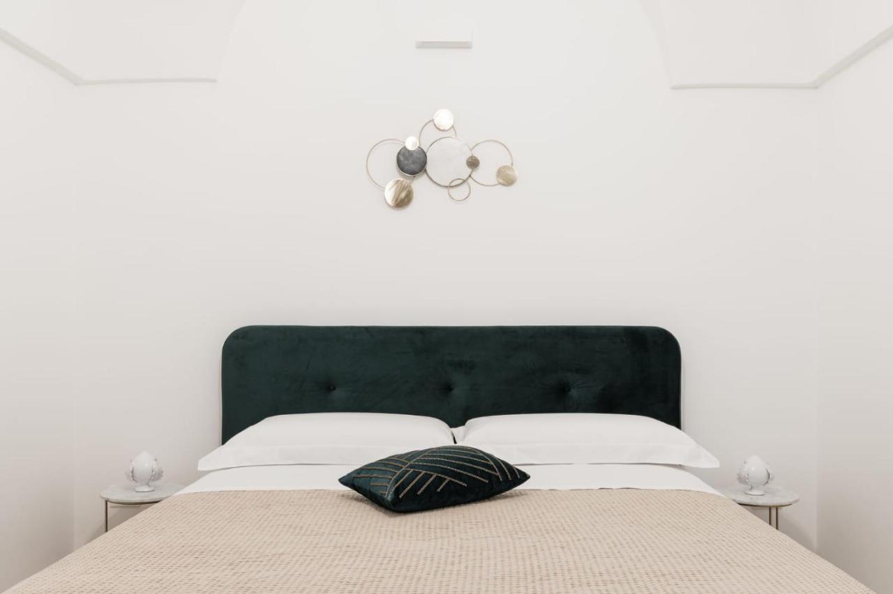 Alba Luxury Suite 오스투니 외부 사진