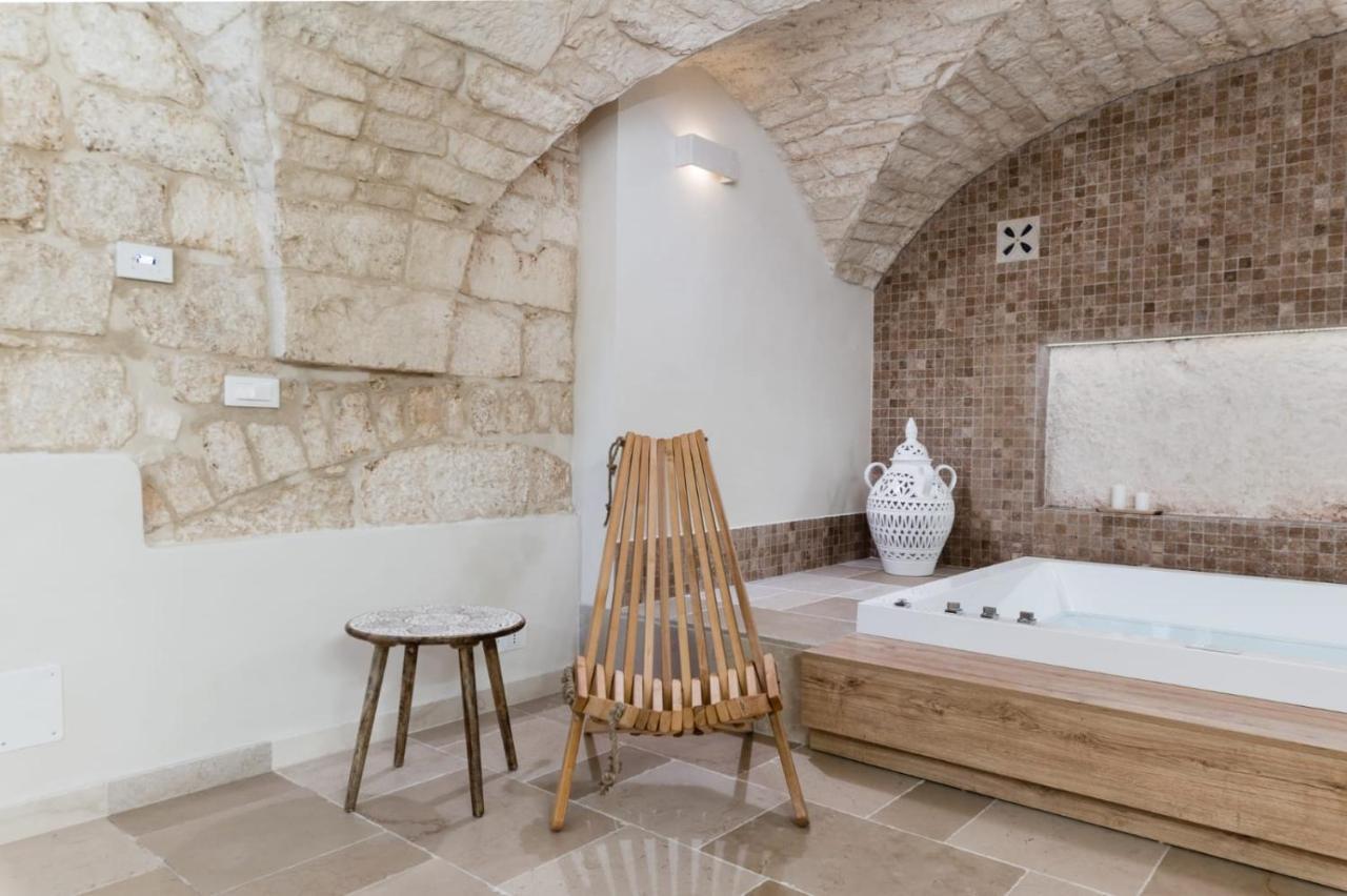 Alba Luxury Suite 오스투니 외부 사진