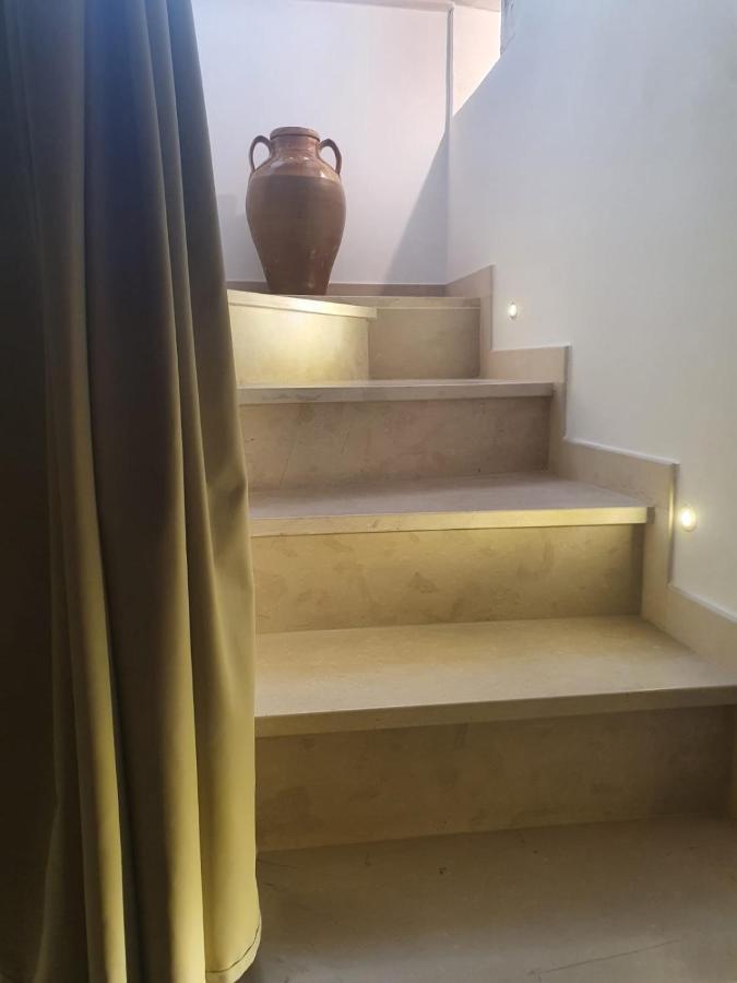 Alba Luxury Suite 오스투니 외부 사진